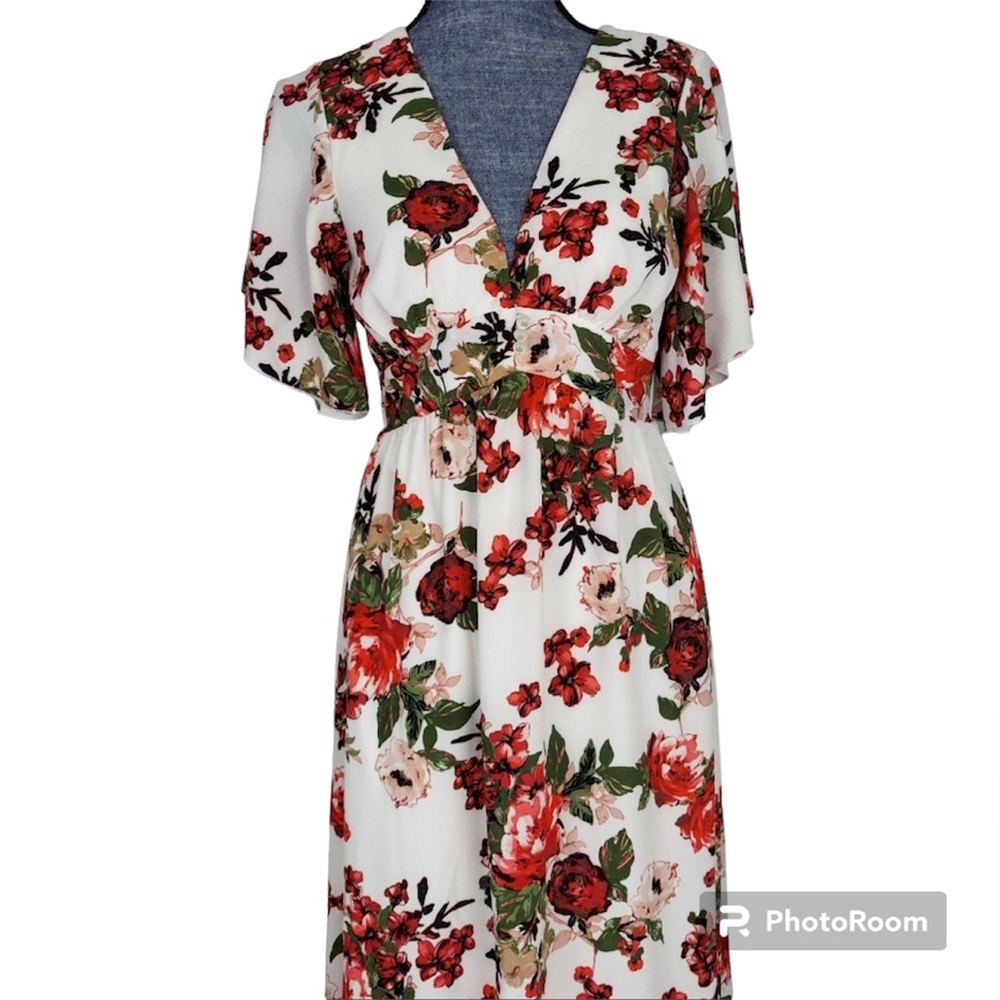 Bailey Blue maxi Medium white floral maxi dress in great condition